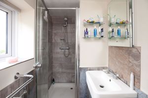 En Suite- click for photo gallery